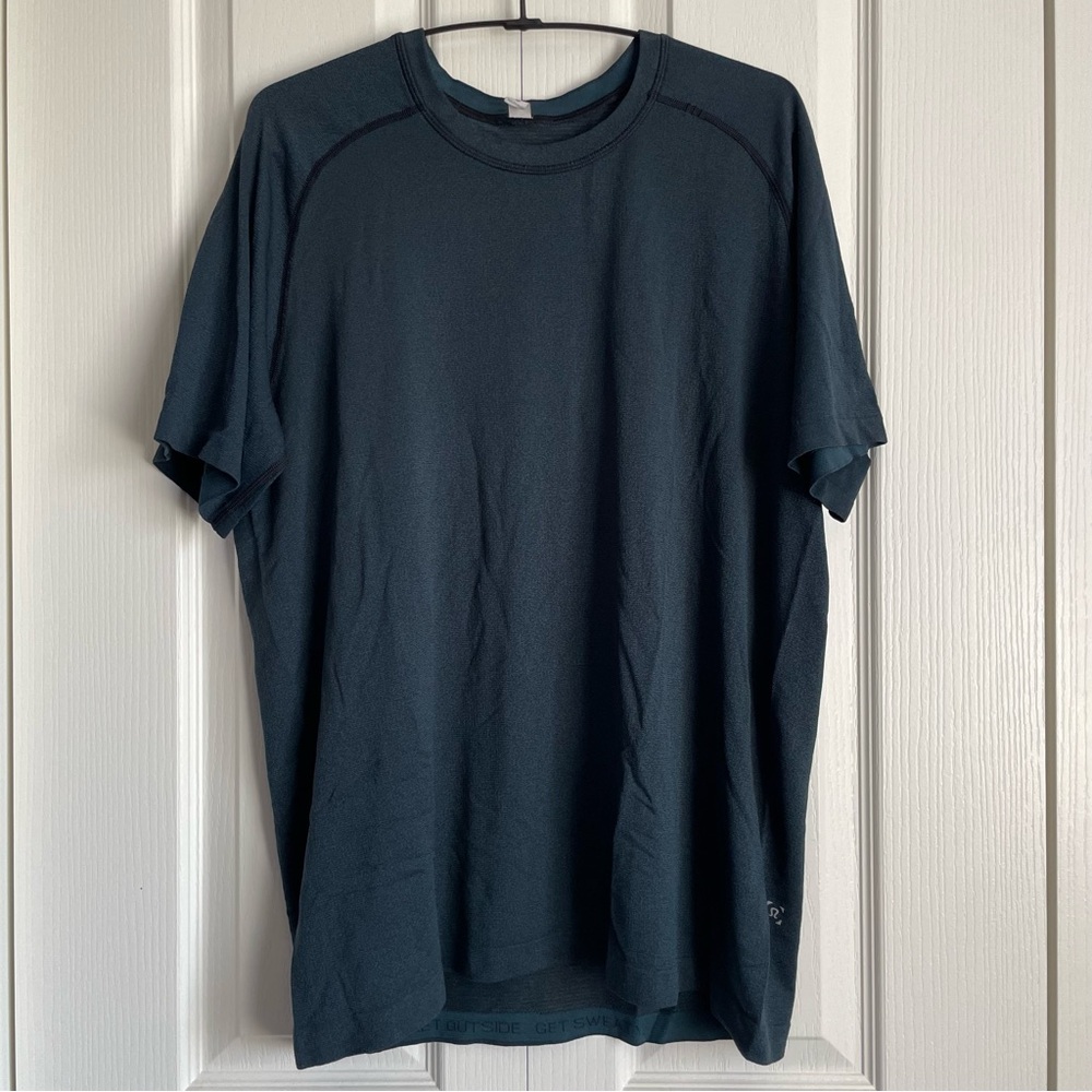 Men’s Dark Blue Short Sleeve Tee | Lululemon Athletica Sz L
